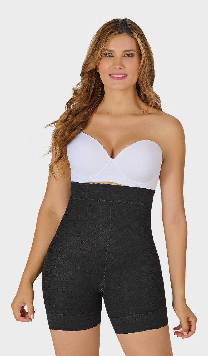SXA-09326 - Short corto con talle extra alto.