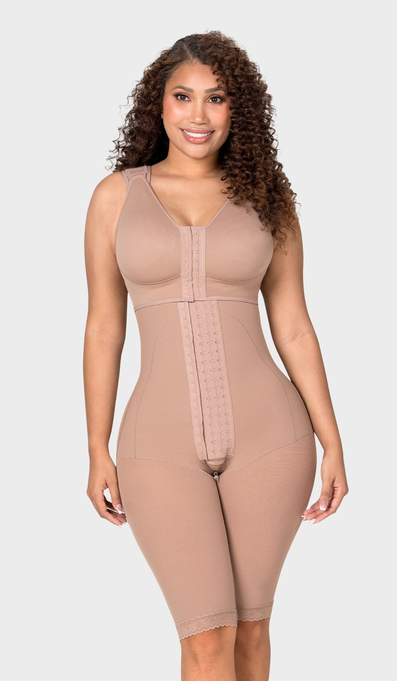 F-00470 - Faja tipo reloj de arena con brasier sobrepuesto