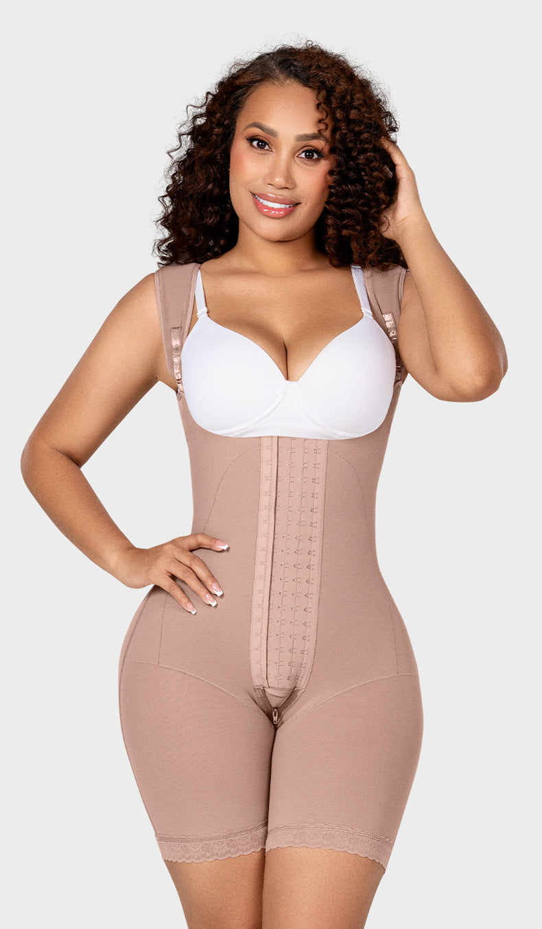 F-00489 Faja tipo reloj de arena capacidad ULTRA en caderas