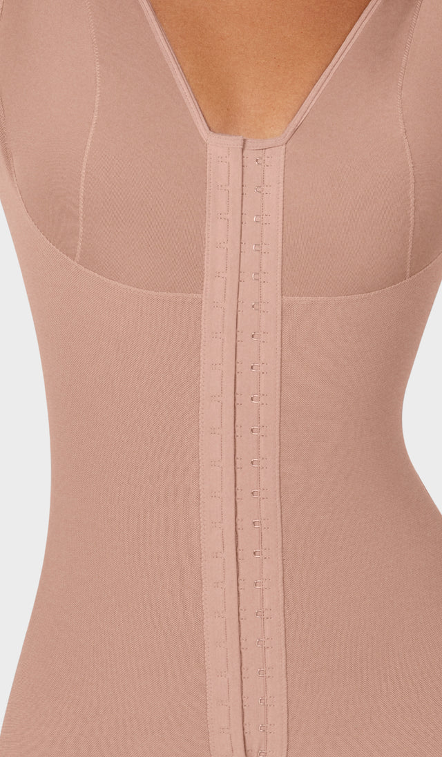 F-0161 - Faja larga con cobertura en espalda, brazos y busto