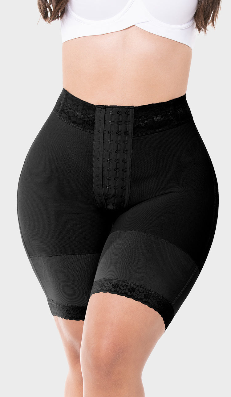 Short tipo reloj de arena con abrochadura Ref. STA 00428 (7098350436412)